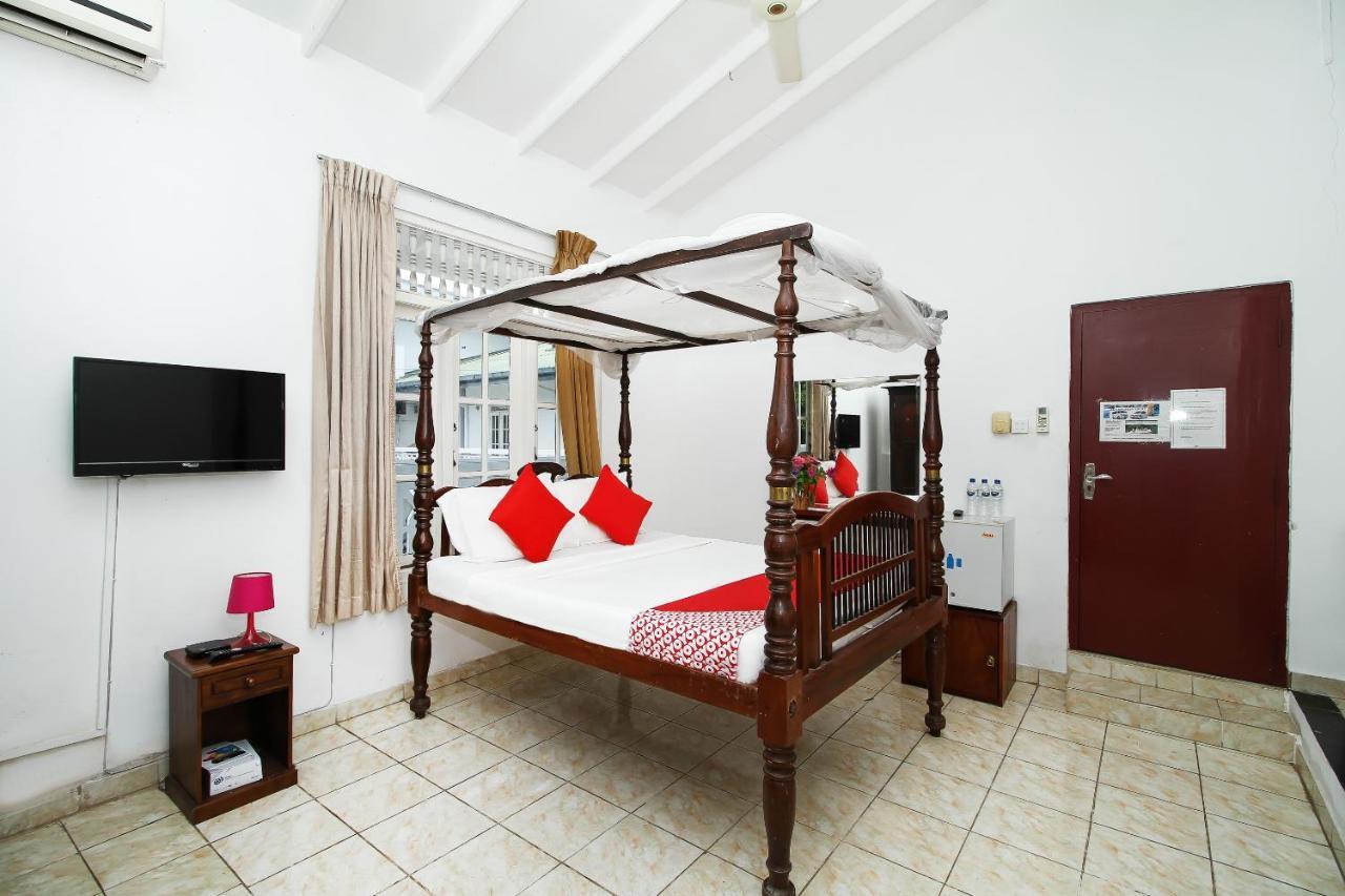 Hotel Empryean Катунаяка Экстерьер фото