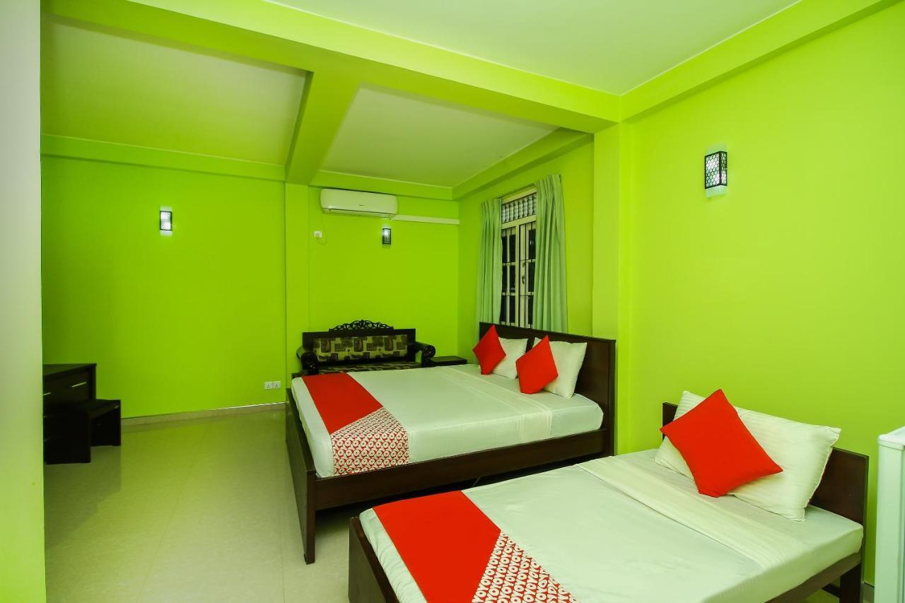 Hotel Empryean Катунаяка Экстерьер фото